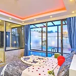فيلة Uezuemlue 1 Bedroom Secluded With Private Pool Hot Tub