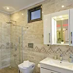 Uezuemlue 1 Bedroom Secluded With Private Pool Hot Tub فيلة