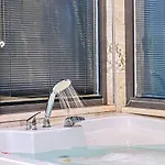 Uezuemlue 1 Bedroom Secluded With Private Pool Hot Tub كالكان