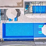 Uezuemlue 1 Bedroom Secluded With Private Pool Hot Tub فيلة كالكان