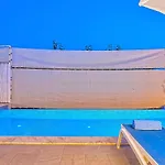 Uezuemlue 1 Bedroom Secluded With Private Pool Hot Tub *