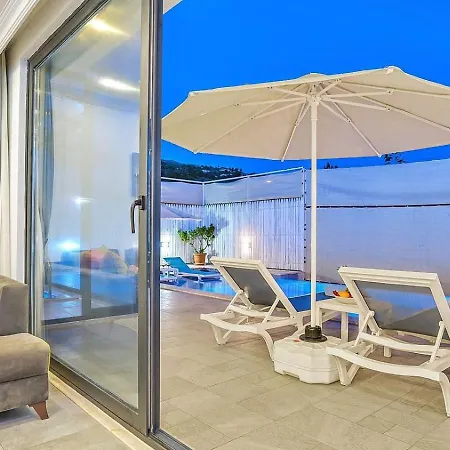 Uezuemlue 1 Bedroom Secluded With Private Pool Hot Tub كالكان