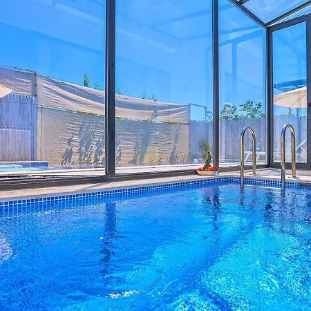 Villa Uezuemlue 1 Bedroom Secluded With Private Pool Hot Tub Kalkan