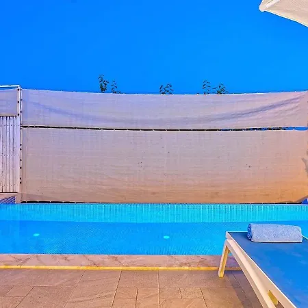 Uezuemlue 1 Bedroom Secluded With Private Pool Hot Tub *