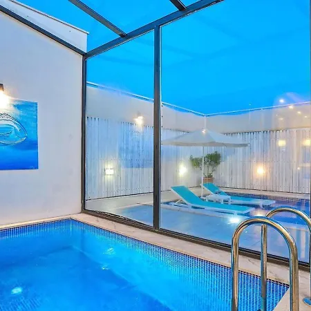 Uezuemlue 1 Bedroom Secluded With Private Pool Hot Tub * カルカン
