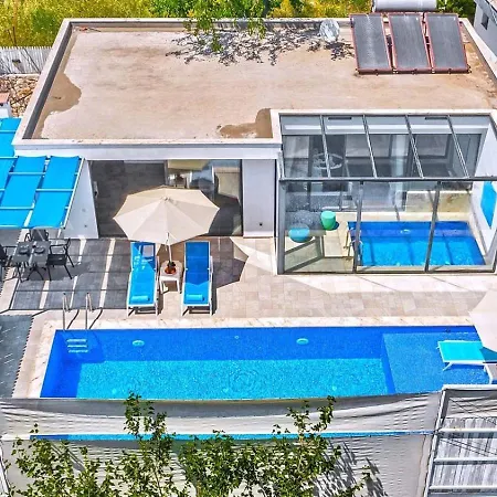 Uezuemlue 1 Bedroom Secluded With Private Pool Hot Tub 卡尔坎