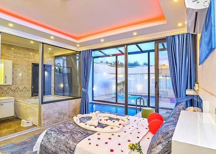 ヴィラ Uezuemlue 1 Bedroom Secluded With Private Pool Hot Tub