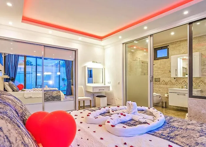 ヴィラ Uezuemlue 1 Bedroom Secluded With Private Pool Hot Tub カルカン